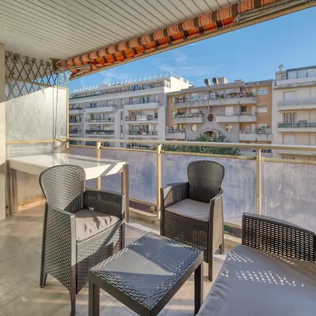 Magnifique A Deux Minutes De La Appartement Antibes