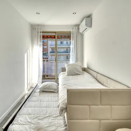 Magnifique A Deux Minutes De La Appartement Antibes