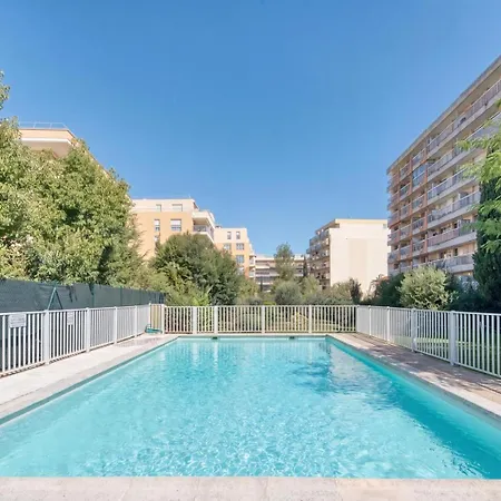 Appartement Magnifique A Deux Minutes De La Antibes