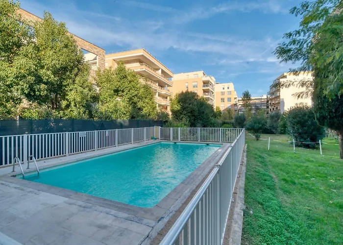 Appartement Magnifique A Deux Minutes De La Antibes